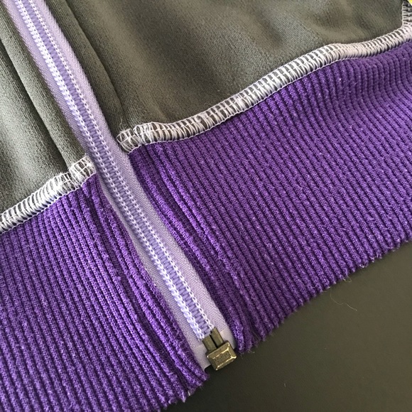 Nike Therma-Fit Purple Zip Up Hooded Sweatshirt - Picture 11 of 11